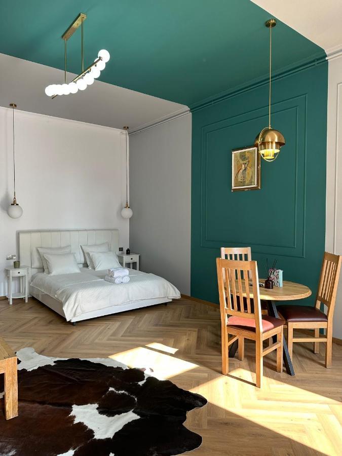 شقة Oyster Flat Victoriei بوخارست المظهر الخارجي الصورة